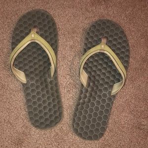flip flops